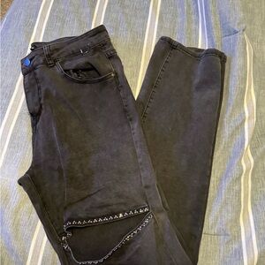 Stylish Black Jeans with bedazzled Detail